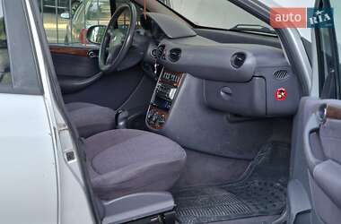 Хэтчбек Mercedes-Benz A-Class 2001 в 