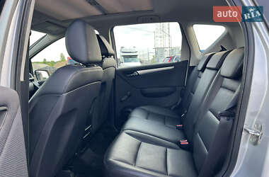 Хэтчбек Mercedes-Benz A-Class 2011 в 
