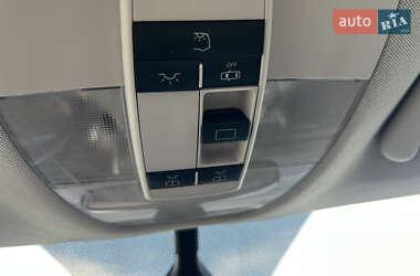 Хэтчбек Mercedes-Benz A-Class 2011 в 