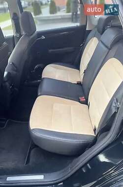 Хетчбек Mercedes-Benz A-Class 2005 в 