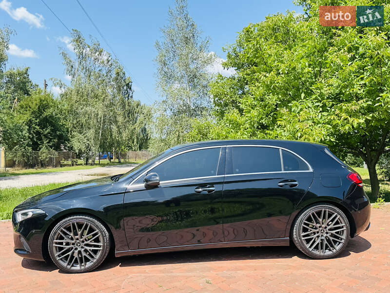 Хетчбек Mercedes-Benz A-Class 2019 в Лохвиці