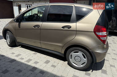 Хэтчбек Mercedes-Benz A-Class 2008 в 