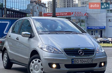 Хэтчбек Mercedes-Benz A-Class 2004 в 