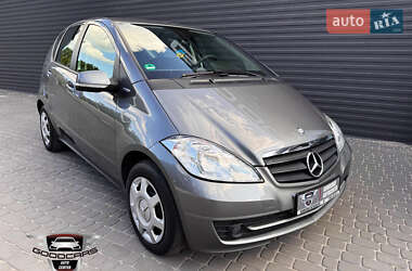 Хэтчбек Mercedes-Benz A-Class 2011 в Каменском