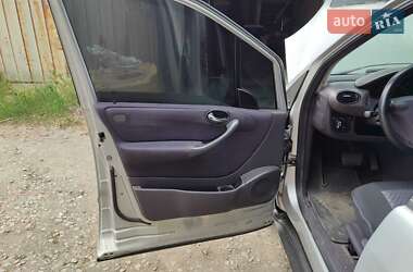 Хэтчбек Mercedes-Benz A-Class 2001 в 