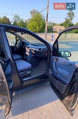 Хэтчбек Mercedes-Benz A-Class 1998 в 