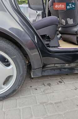 Хэтчбек Mercedes-Benz A-Class 1999 в 