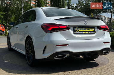 Седан Mercedes-Benz A-Class 2019 в 