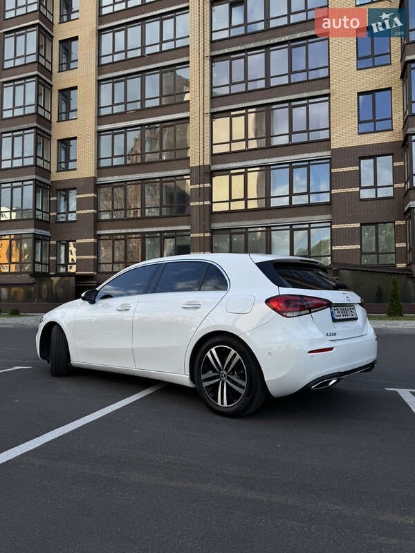 Хетчбек Mercedes-Benz A-Class 2020 в Києві фото 8 Хетчбек Mercedes-Benz A-Class 2020 в Києві
