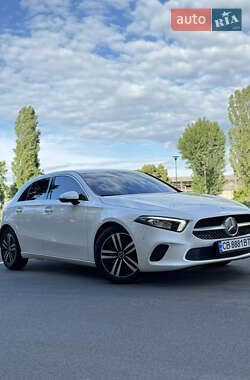 Хэтчбек Mercedes-Benz A-Class 2020 в 