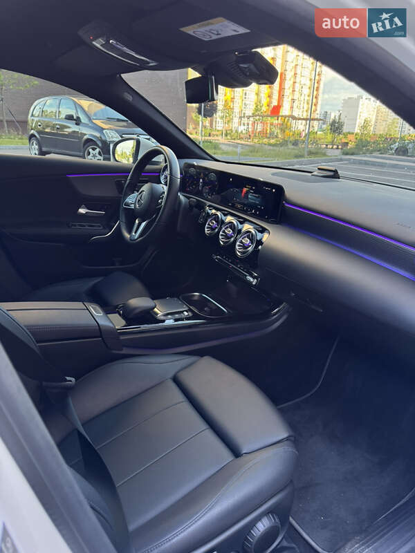 Хетчбек Mercedes-Benz A-Class 2020 в Києві фото 26 Хетчбек Mercedes-Benz A-Class 2020 в Києві