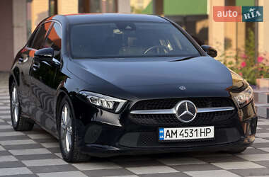 Хэтчбек Mercedes-Benz A-Class 2019 в 