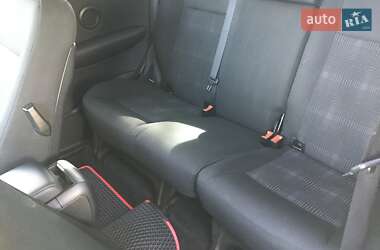 Хэтчбек Mercedes-Benz A-Class 2010 в 