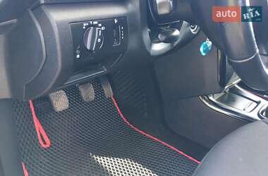 Хэтчбек Mercedes-Benz A-Class 2010 в 