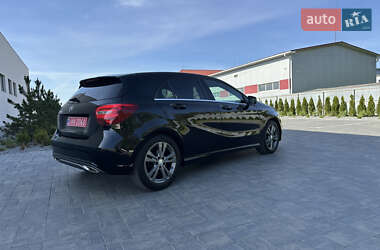 Хетчбек Mercedes-Benz A-Class 2016 в 