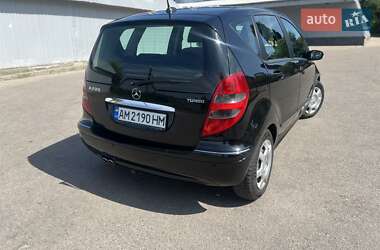Хэтчбек Mercedes-Benz A-Class 2005 в 