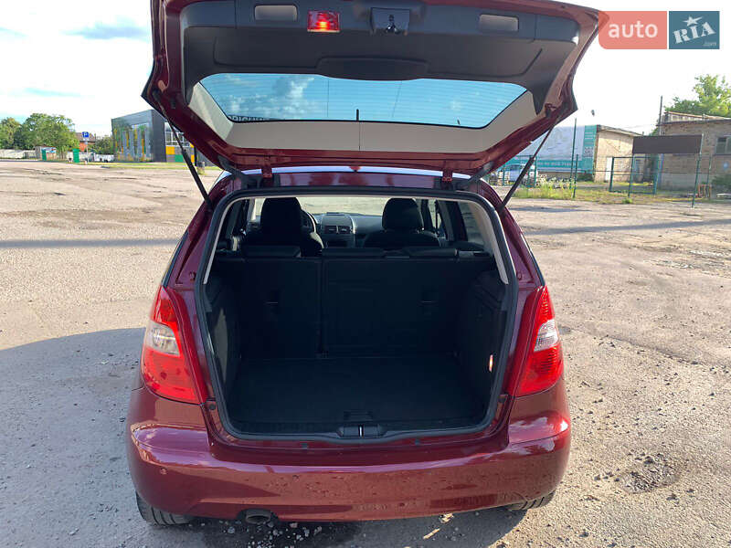 Хэтчбек Mercedes-Benz A-Class 2010 в Киеве
