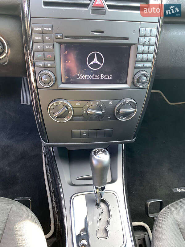 Хэтчбек Mercedes-Benz A-Class 2010 в Киеве