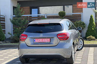 Хетчбек Mercedes-Benz A-Class 2018 в 