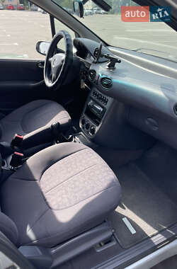Хэтчбек Mercedes-Benz A-Class 2002 в 