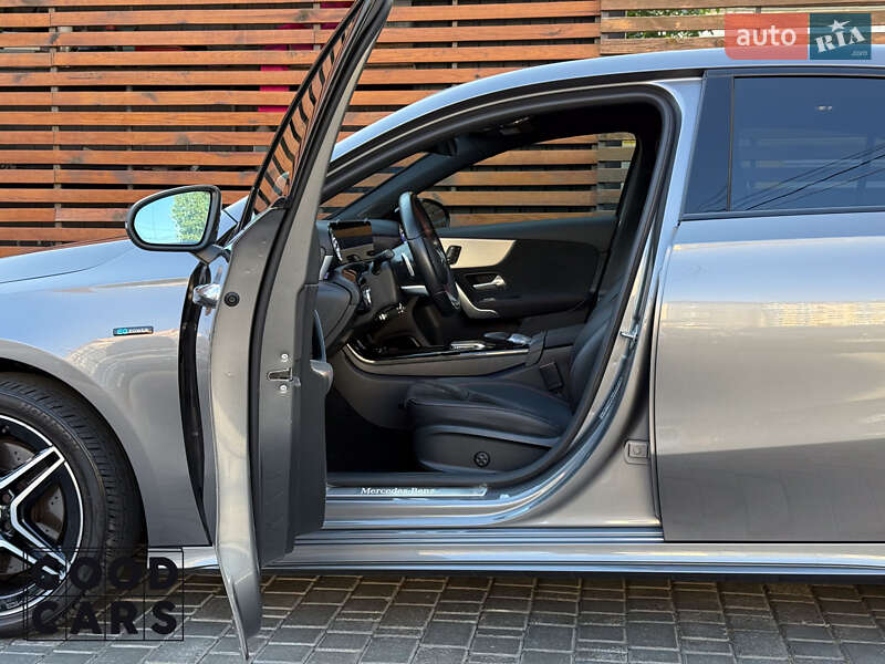 Хэтчбек Mercedes-Benz A-Class 2020 в Одессе