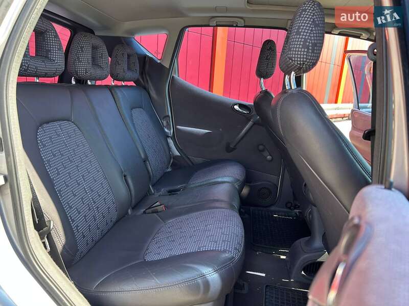 Хэтчбек Mercedes-Benz A-Class 2000 в Киеве