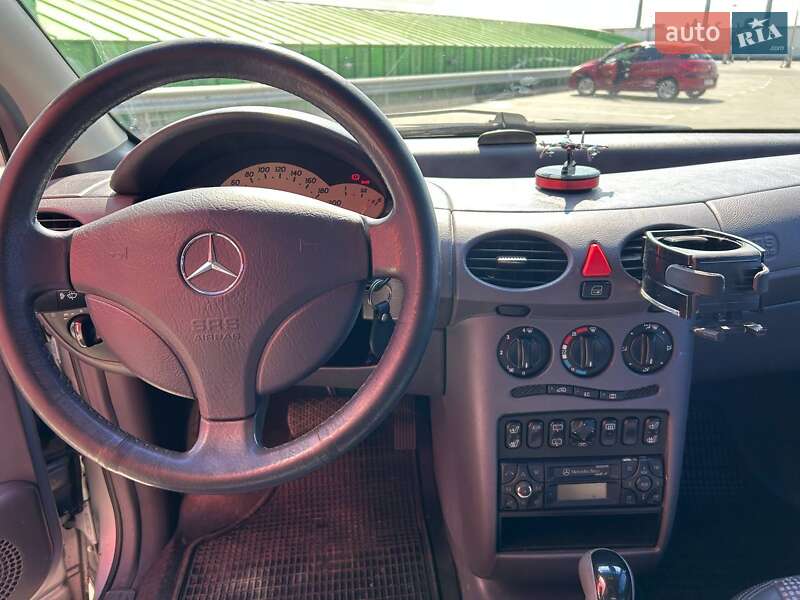 Хэтчбек Mercedes-Benz A-Class 2000 в Киеве