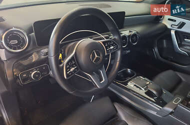 Седан Mercedes-Benz A-Class 2019 в Киеве
