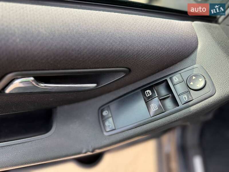 Хэтчбек Mercedes-Benz A-Class 2006 в Киеве