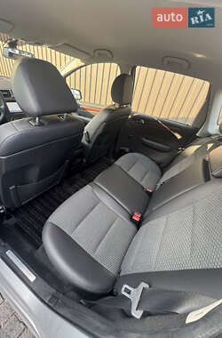 Хэтчбек Mercedes-Benz A-Class 2011 в 