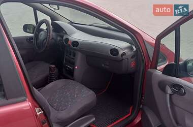 Хэтчбек Mercedes-Benz A-Class 2000 в 