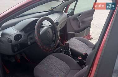 Хэтчбек Mercedes-Benz A-Class 2000 в 