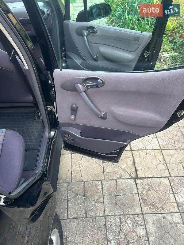 Хэтчбек Mercedes-Benz A-Class 2000 в Городище
