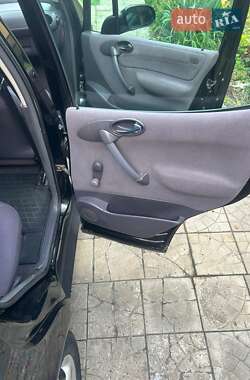 Хэтчбек Mercedes-Benz A-Class 2000 в 