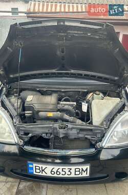 Хэтчбек Mercedes-Benz A-Class 2000 в 