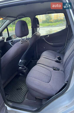Хэтчбек Mercedes-Benz A-Class 2001 в 