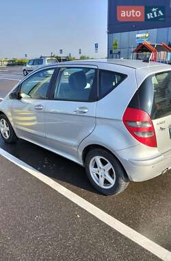 Хэтчбек Mercedes-Benz A-Class 2008 в 