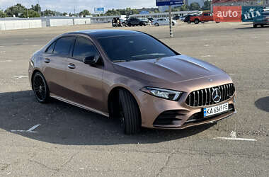 Седан Mercedes-Benz A-Class 2021 в Киеве