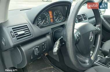 Хэтчбек Mercedes-Benz A-Class 2005 в 
