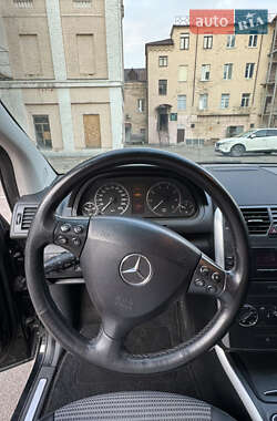 Хэтчбек Mercedes-Benz A-Class 2007 в 