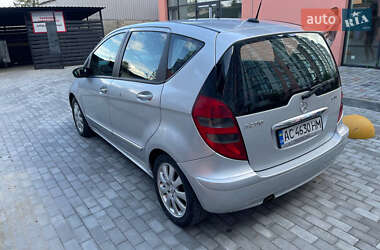 Хэтчбек Mercedes-Benz A-Class 2006 в 