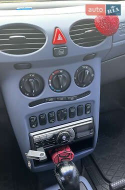 Хэтчбек Mercedes-Benz A-Class 1998 в 