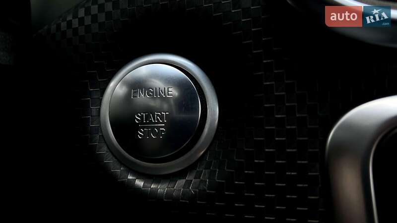 Хэтчбек Mercedes-Benz A-Class 2017 в Киеве