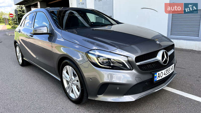 Хэтчбек Mercedes-Benz A-Class 2017 в Киеве