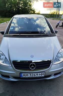 Хэтчбек Mercedes-Benz A-Class 2005 в 