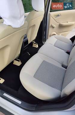 Хэтчбек Mercedes-Benz A-Class 2005 в 