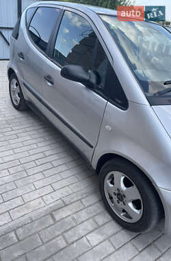 Хэтчбек Mercedes-Benz A-Class 2001 в 