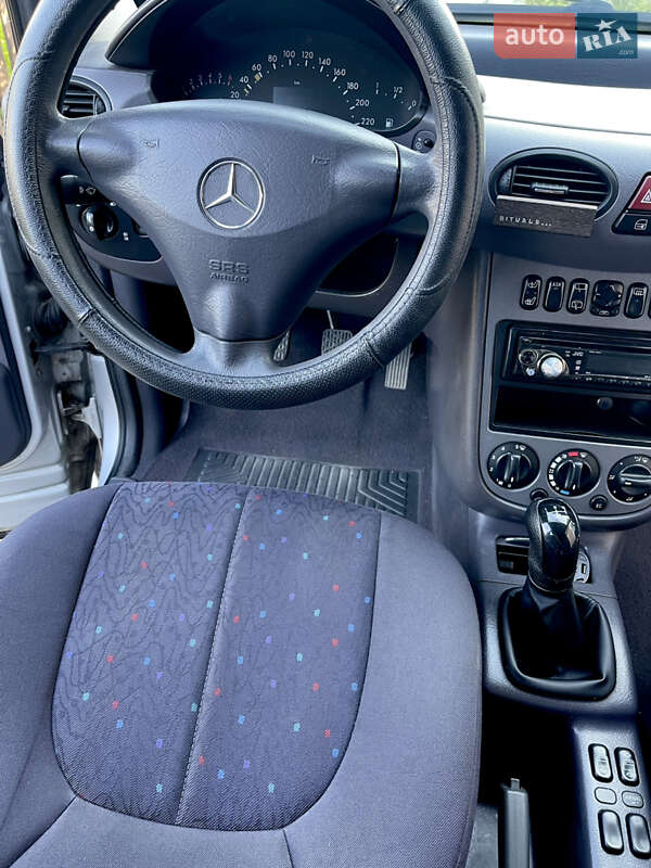 Хетчбек Mercedes-Benz A-Class 2001 в Кропивницькому