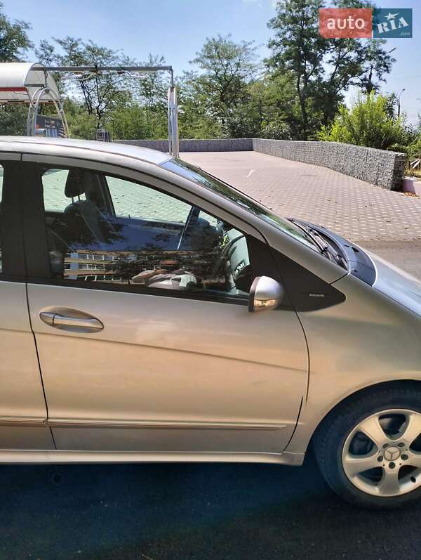 Хэтчбек Mercedes-Benz A-Class 2006 в Запорожье фото 8 Хэтчбек Mercedes-Benz A-Class 2006 в Запорожье