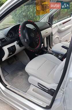 Хэтчбек Mercedes-Benz A-Class 2005 в 